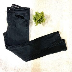 American Eagle High Rise Black Jegging